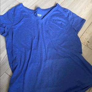 blue tshirt